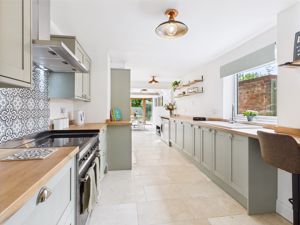 Kitchen- click for photo gallery